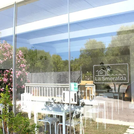 La Smeralda - Boutique Rooms And Breakfast-3